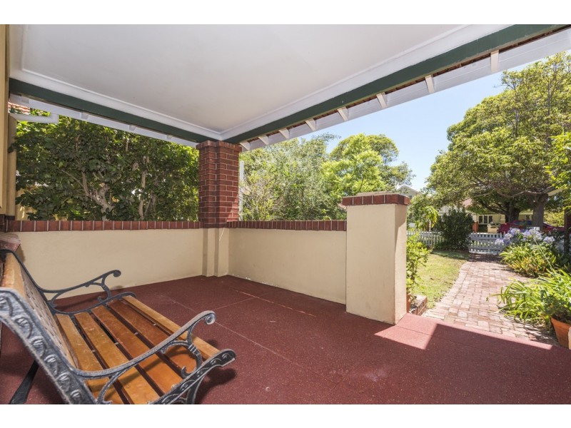 98 Holland Street, Wembley WA 6014