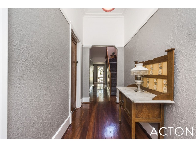 98 Holland Street, Wembley WA 6014