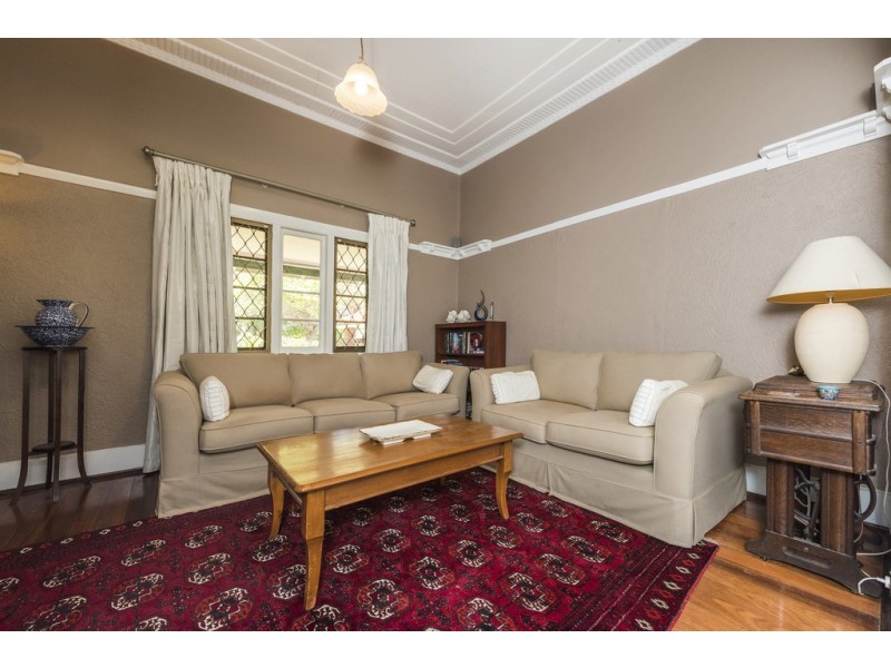 98 Holland Street, Wembley WA 6014