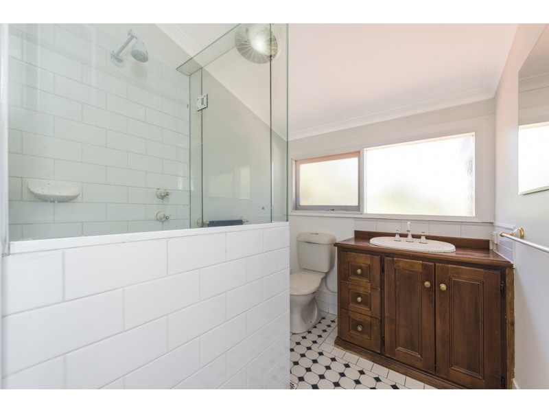 98 Holland Street, Wembley WA 6014