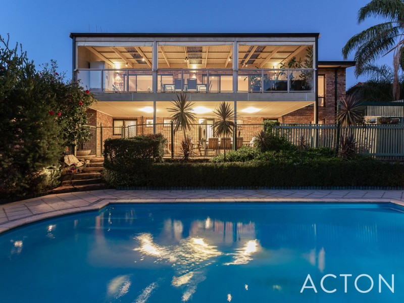 13 Trinnick Place, Booragoon WA 6154