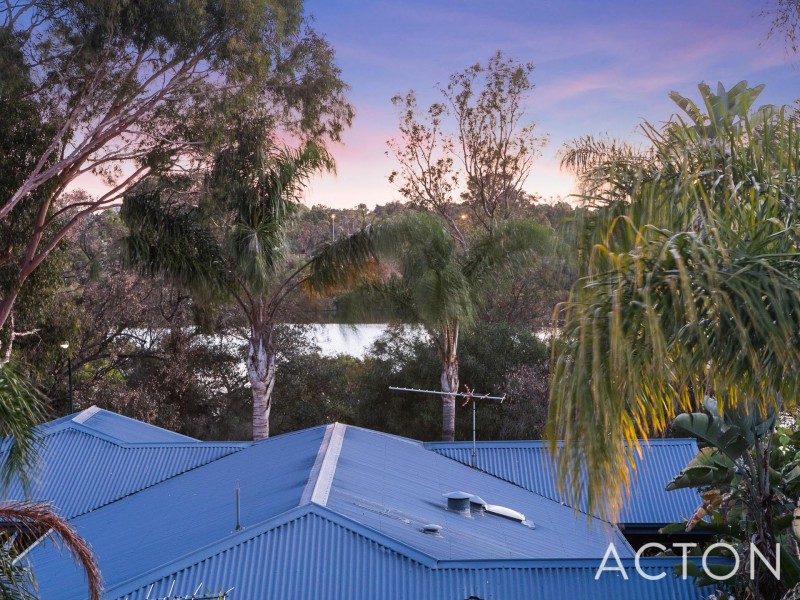 13 Trinnick Place, Booragoon WA 6154