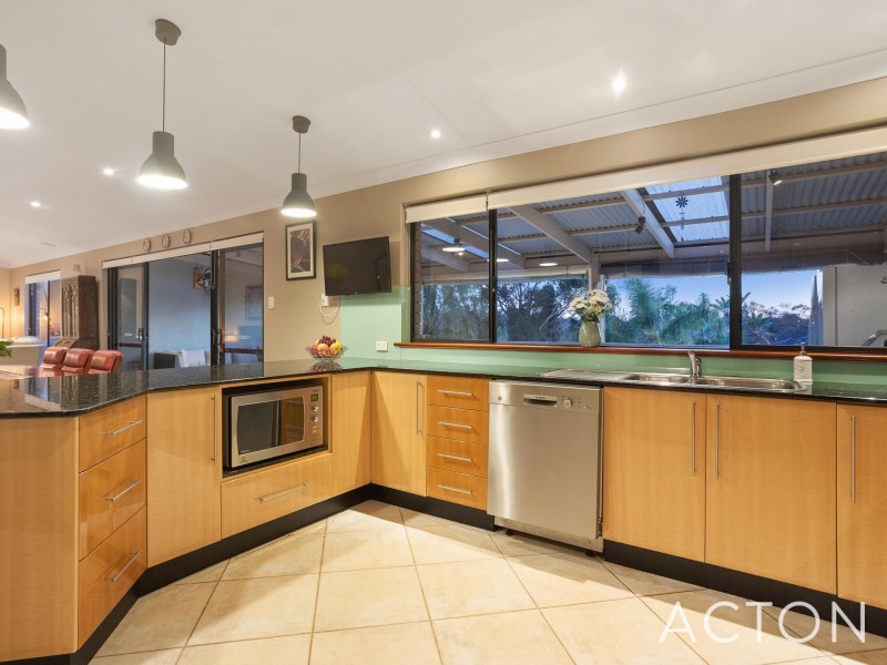 13 Trinnick Place, Booragoon WA 6154