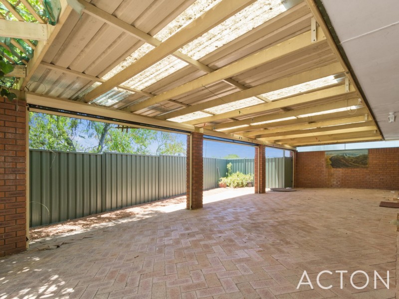 5B Ellerby Street, Glendalough WA 6016