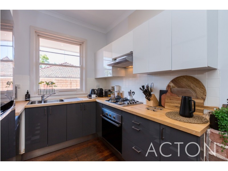 28 Green Street, Joondanna WA 6060