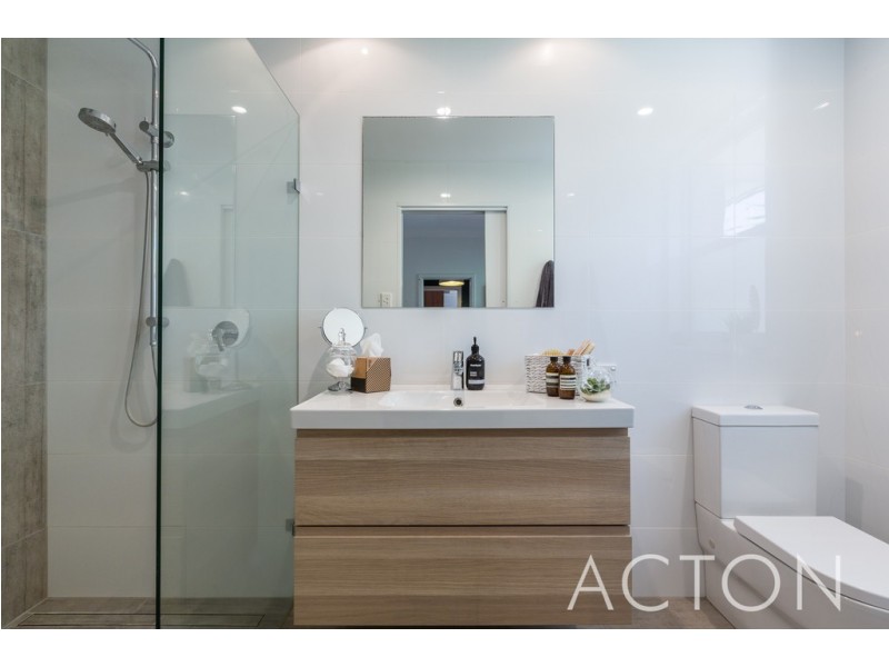 28 Green Street, Joondanna WA 6060