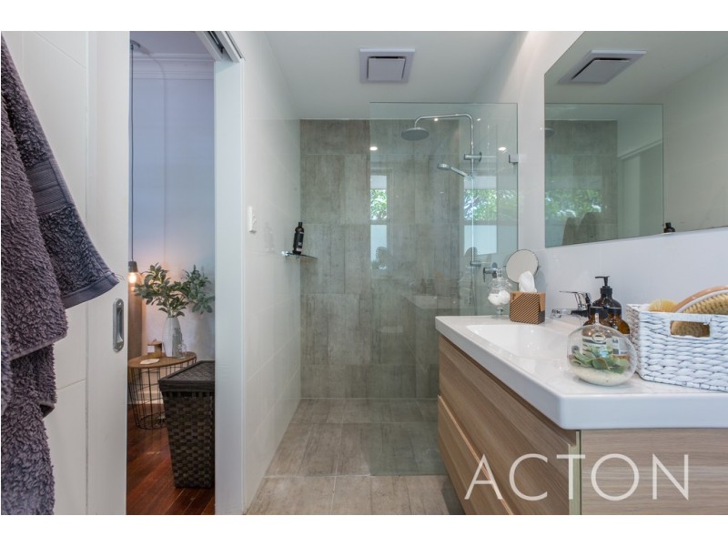 28 Green Street, Joondanna WA 6060