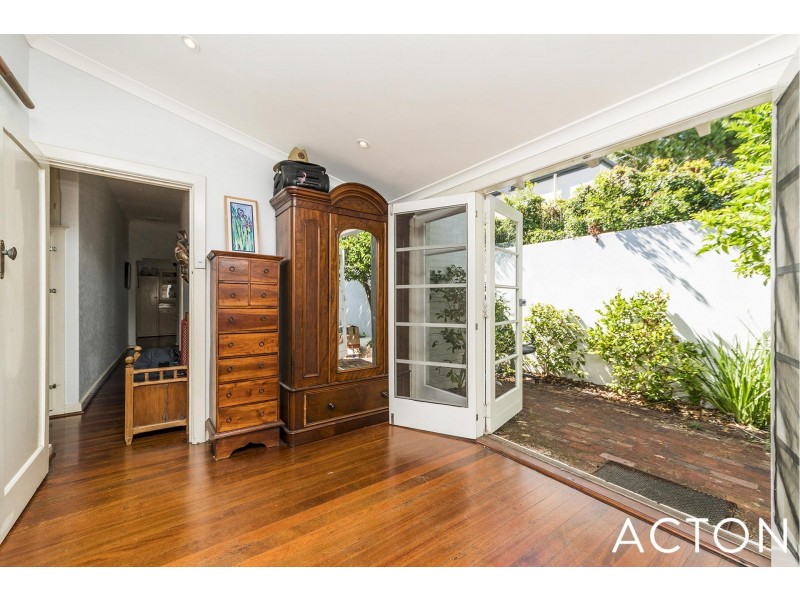 2 Hotchin Street, Dalkeith WA 6009