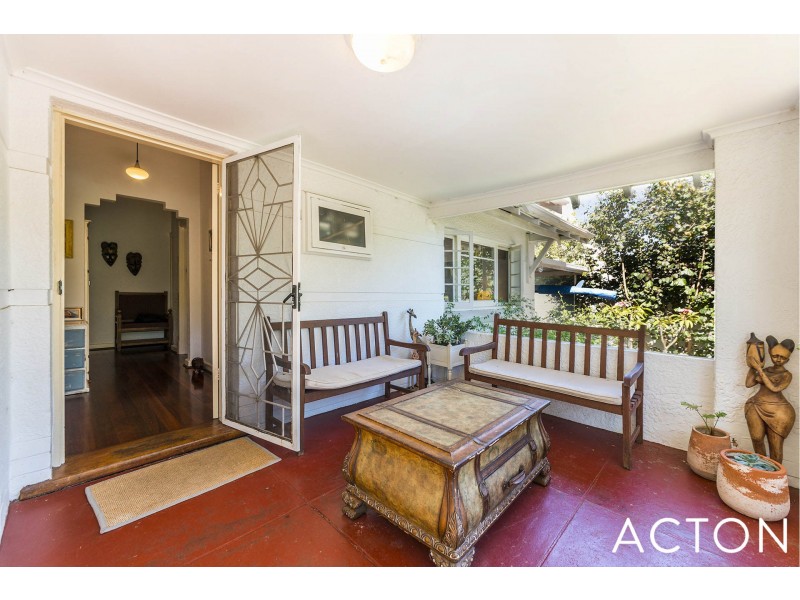 2 Hotchin Street, Dalkeith WA 6009