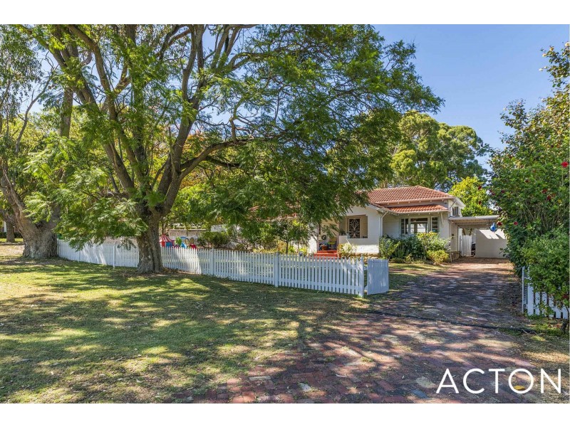 2 Hotchin Street, Dalkeith WA 6009