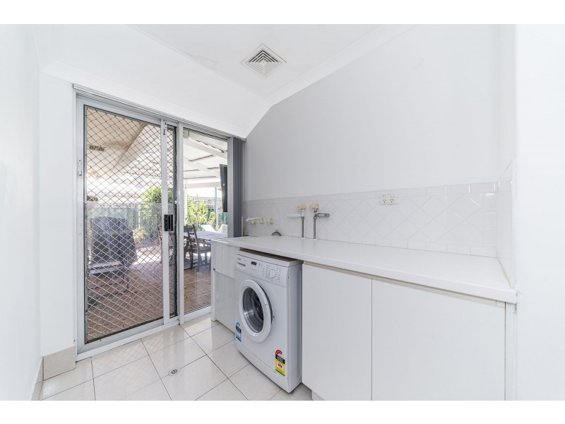 21 Edgecumbe Street, Como WA 6152