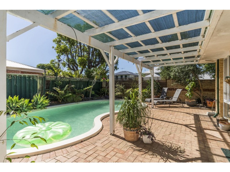 21 Edgecumbe Street, Como WA 6152