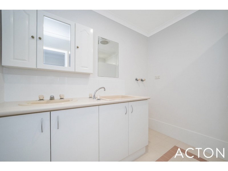 22/1 Moondine Drive, Wembley WA 6014
