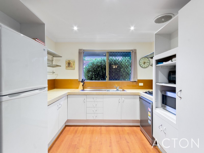 29/49 North Lake Road, Myaree WA 6154