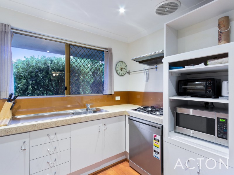 29/49 North Lake Road, Myaree WA 6154