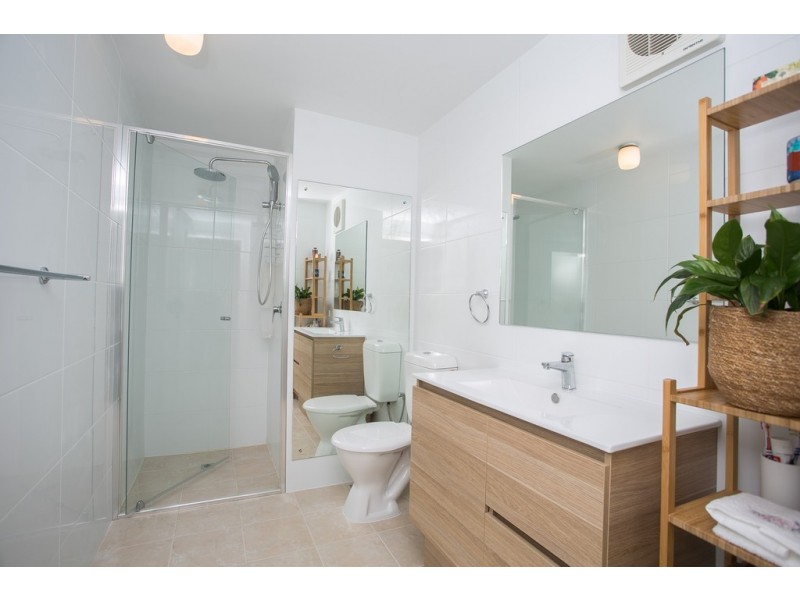 13/5-7 Park Ave, Crawley WA 6009