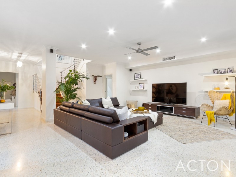 19 Beatrice Road, Dalkeith WA 6009