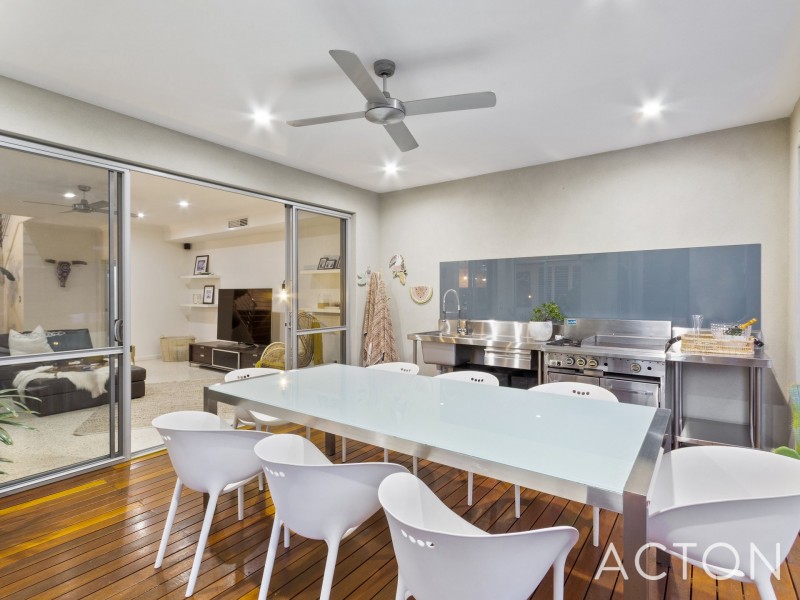 19 Beatrice Road, Dalkeith WA 6009