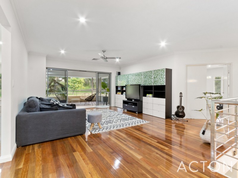 19 Beatrice Road, Dalkeith WA 6009