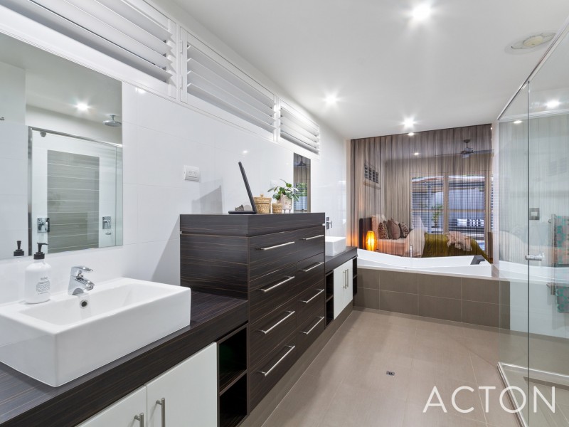 19 Beatrice Road, Dalkeith WA 6009