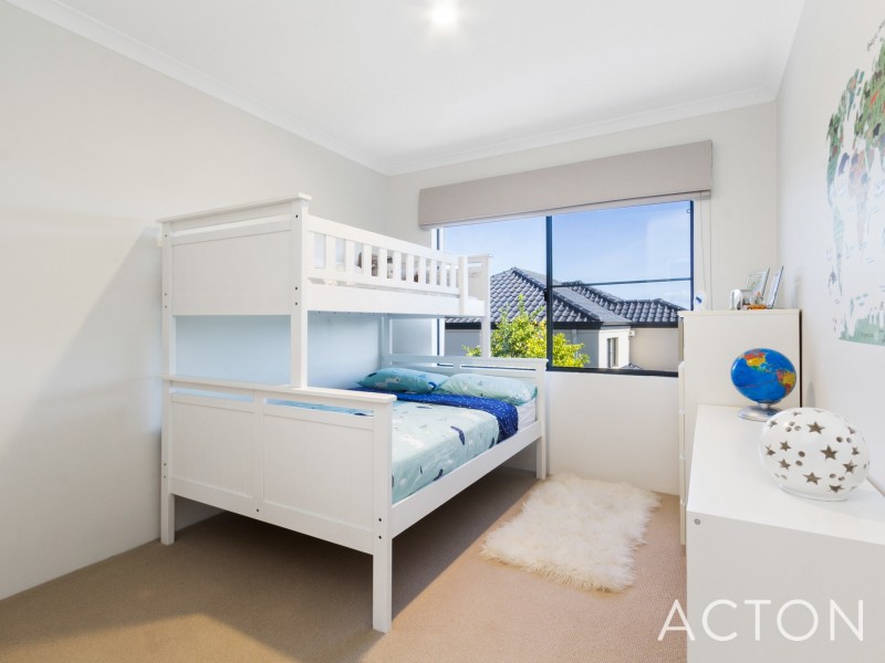 8 Greenberry Close, Mount Claremont WA 6010