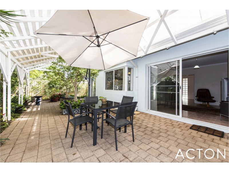 15A Newry Street, Floreat WA 6014