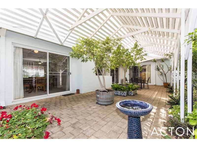 15A Newry Street, Floreat WA 6014
