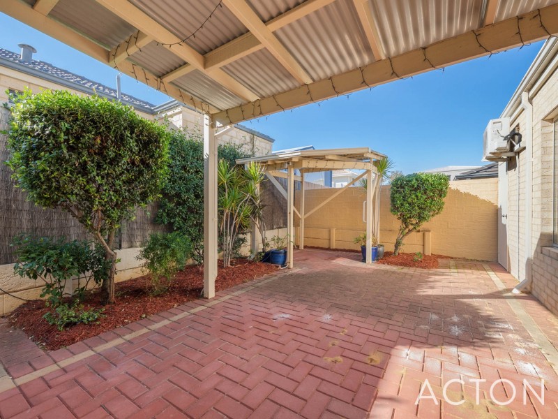5B Bartlett Crescent, Karrinyup WA 6018