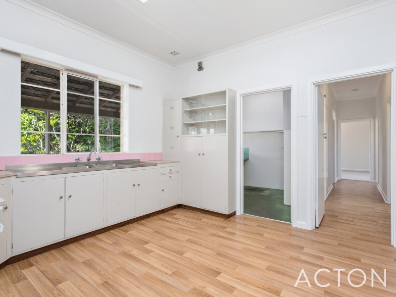 3 Beatrice Road, Dalkeith WA 6009