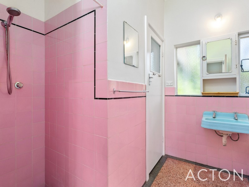 3 Beatrice Road, Dalkeith WA 6009