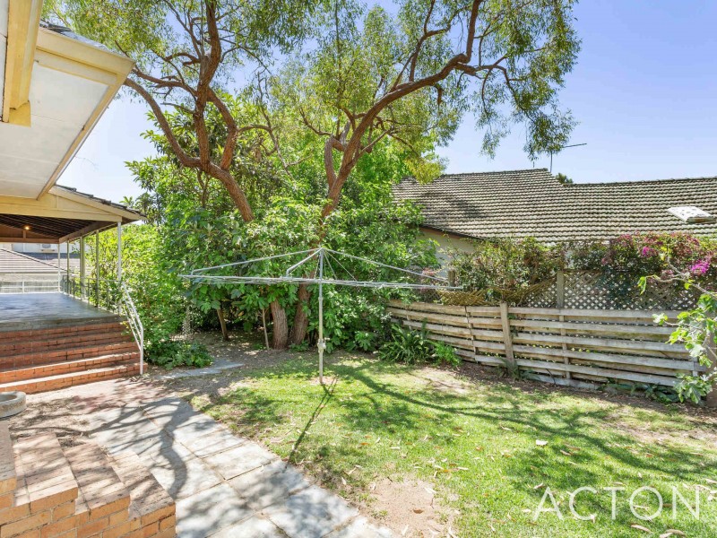 3 Beatrice Road, Dalkeith WA 6009