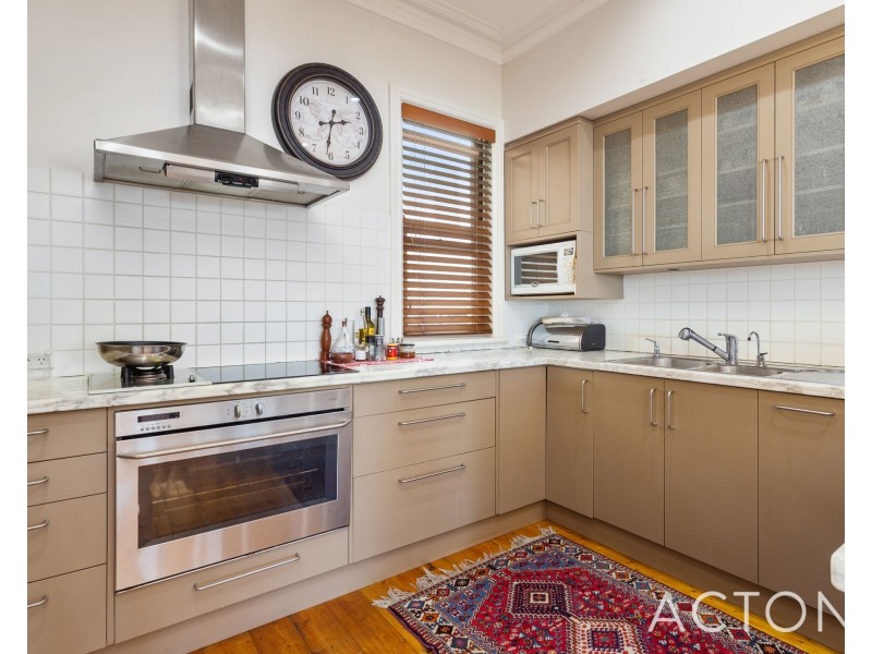 1/8 Avonmore Terrace, Cottesloe WA 6011