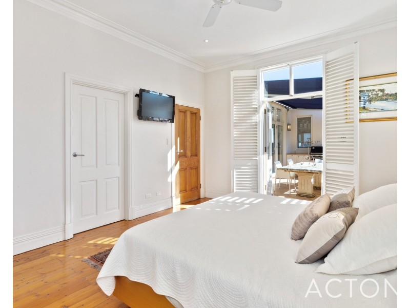 1/8 Avonmore Terrace, Cottesloe WA 6011