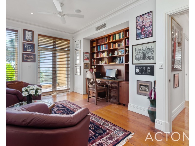 1/8 Avonmore Terrace, Cottesloe WA 6011