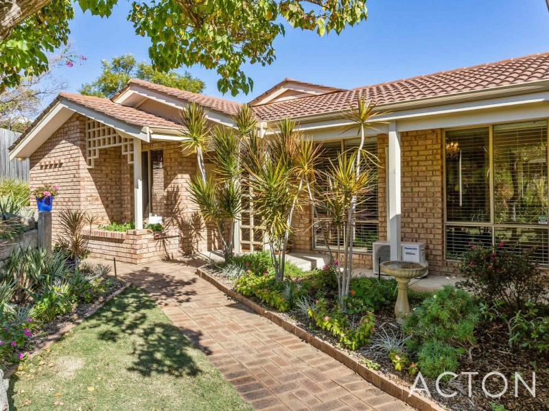 21 Bentley Close, Mount Claremont WA 6010