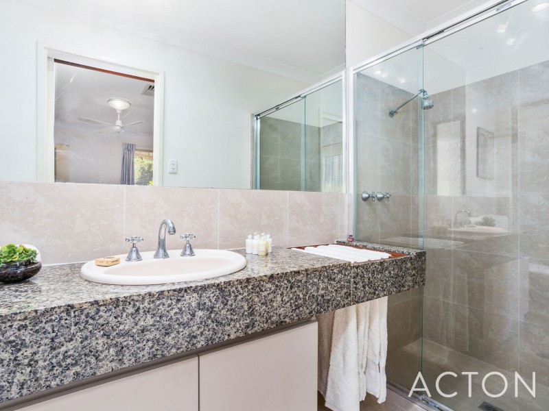 21 Bentley Close, Mount Claremont WA 6010