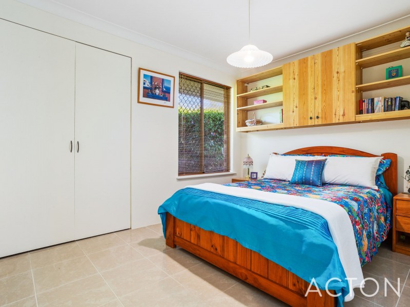 21 Bentley Close, Mount Claremont WA 6010