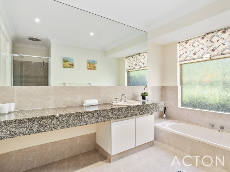 21 Bentley Close, Mount Claremont WA 6010