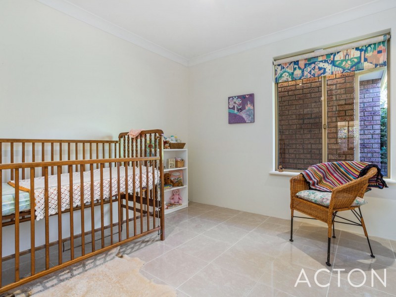 21 Bentley Close, Mount Claremont WA 6010