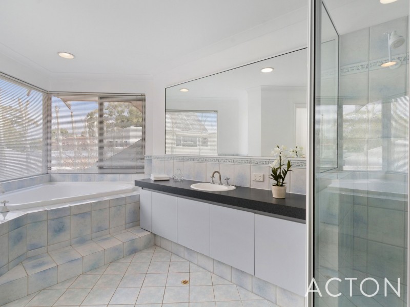 23 Kintyre Crescent, Floreat WA 6014