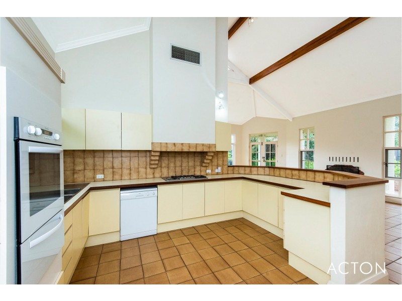 32 Louise Street, Nedlands WA 6009