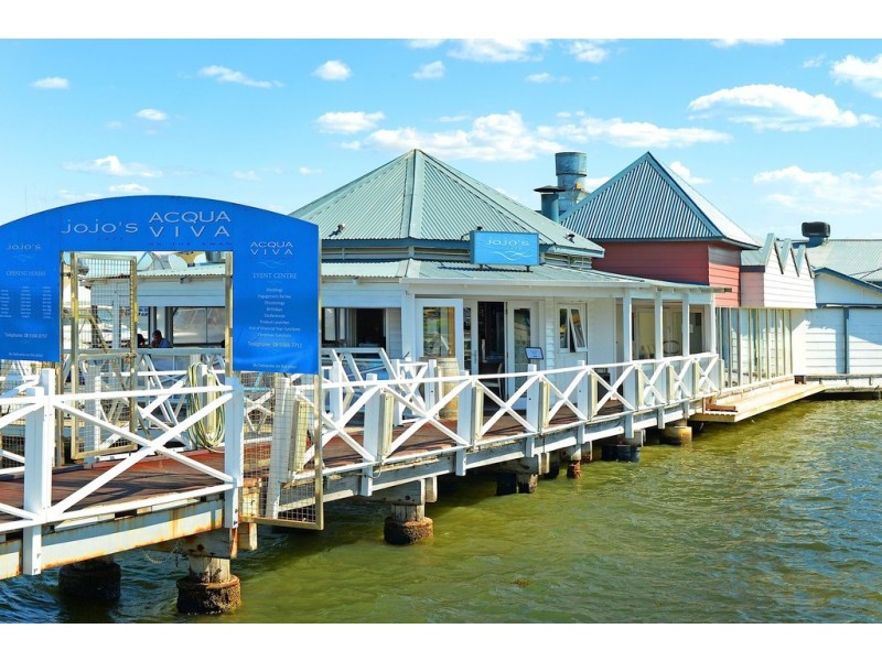 137 Broadway, Nedlands WA 6009