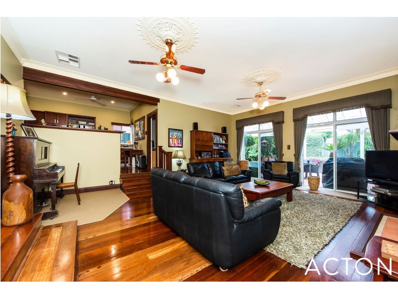 30 Nanson Street, Wembley WA 6014