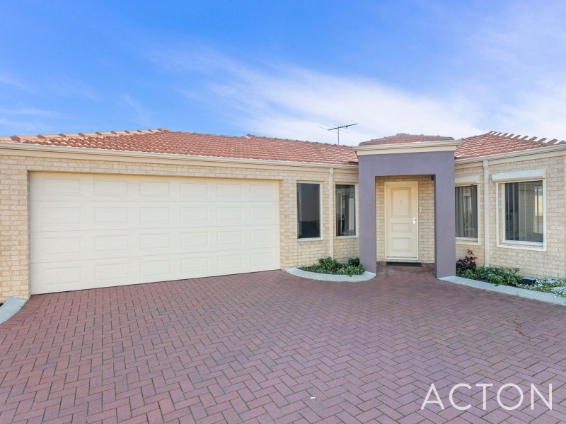 4/28 Riverina Parade, Munster WA 6166