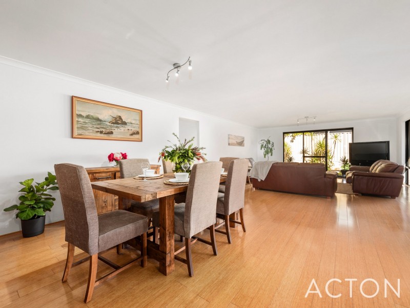 6 Veneto Way, Stirling WA 6021