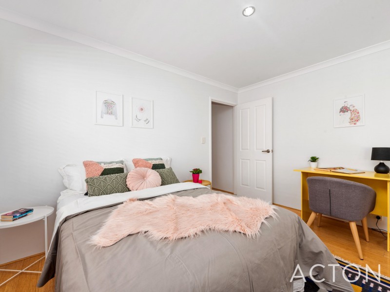 6 Veneto Way, Stirling WA 6021