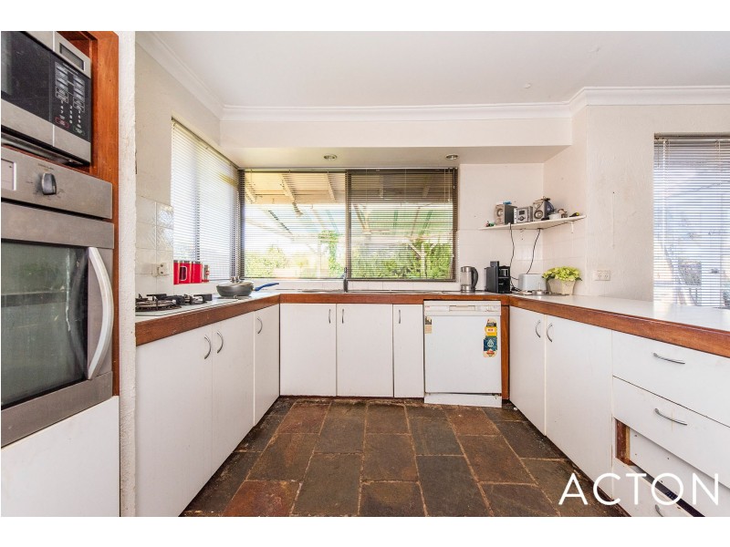 26 Mantua Crescent, Churchlands WA 6018