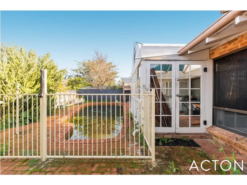 26 Mantua Crescent, Churchlands WA 6018