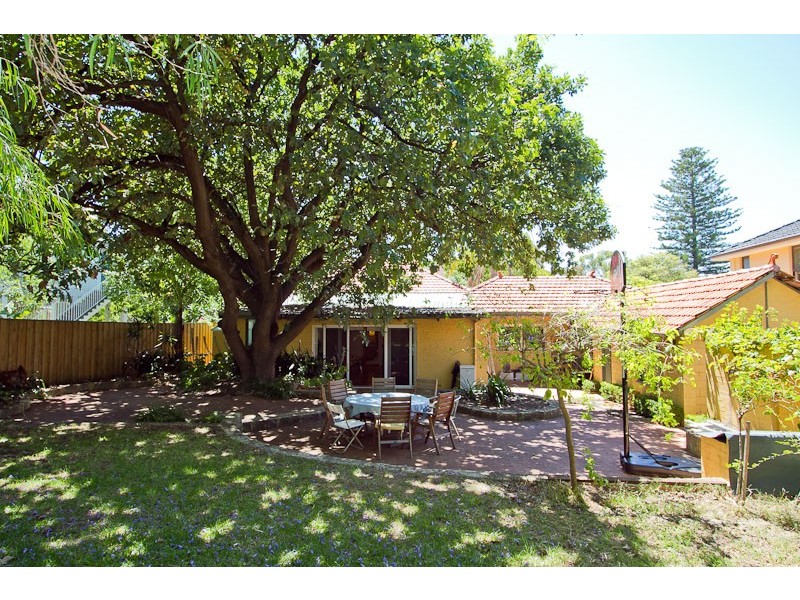 67 Bruce Street, Nedlands WA 6009