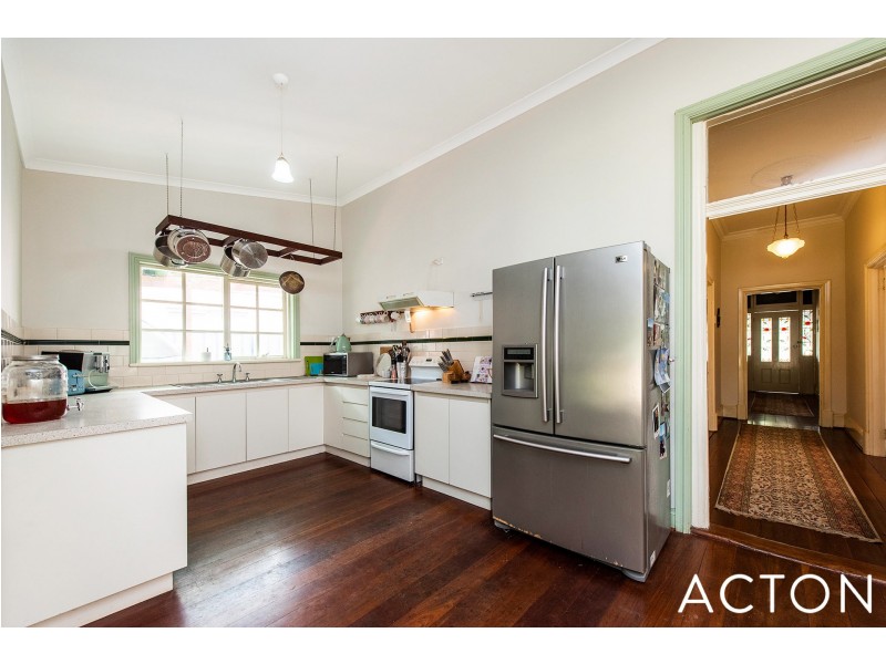 24 Waylen Street, Guildford WA 6055